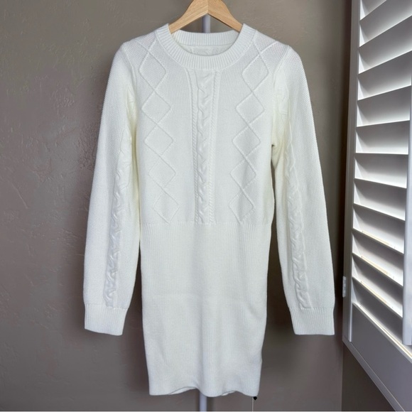 Commense Ivory Off White Cable Knit Mini Swearer Dress Medium NWT - Picture 4 of 10